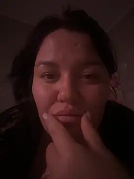 SunnyLeila2101 online show from 19, 11, 2025