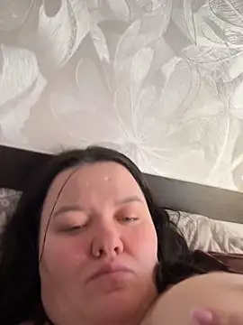 Snapshot of SunnyLeila2101 chatting on 3, 2, 2026 SunnyLeila2101 online show from 3, 2, 2026