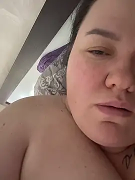 Snapshot of SunnyLeila2101 chatting on 17, 2, 2026 SunnyLeila2101 online show from 17, 2, 2026