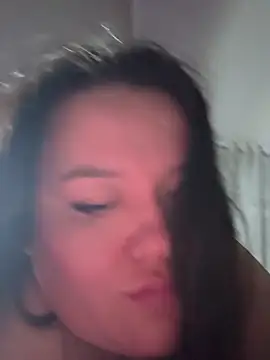 Snapshot of SunnyLeila2101 chatting on 13, 3, 2026 SunnyLeila2101 online show from 13, 3, 2026