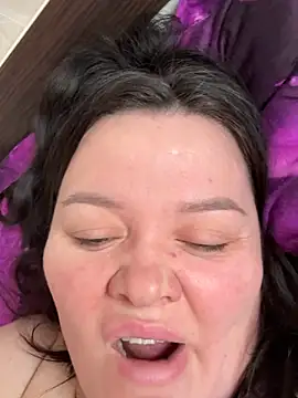 Snapshot of SunnyLeila2101 chatting on 16, 3, 2026 SunnyLeila2101 online show from 16, 3, 2026