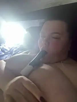 Snapshot of SunnyLeila2101 chatting on 25, 3, 2026 SunnyLeila2101 online show from 25, 3, 2026