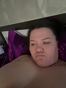 Snapshot of SunnyLeila2101 chatting on 8, 4, 2026 SunnyLeila2101 online show from 8, 4, 2026