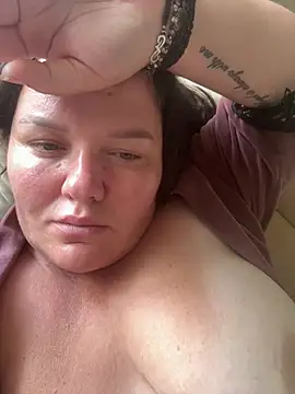 Snapshot of SunnyLeila2101 chatting on 10, 7, 2026 SunnyLeila2101 online show from 10, 7, 2026