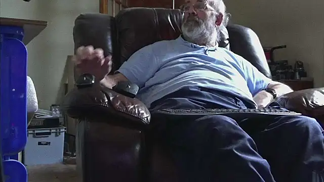 Snapshot of janzer13 chatting on 16, 1, 2026 janzer13 online show from 16, 1, 2026