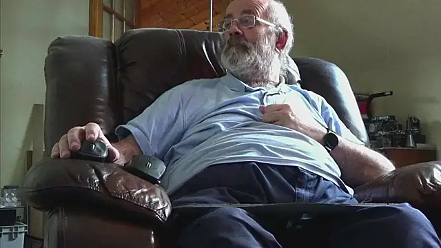 Snapshot of janzer13 chatting on 18, 1, 2026 janzer13 online show from 18, 1, 2026