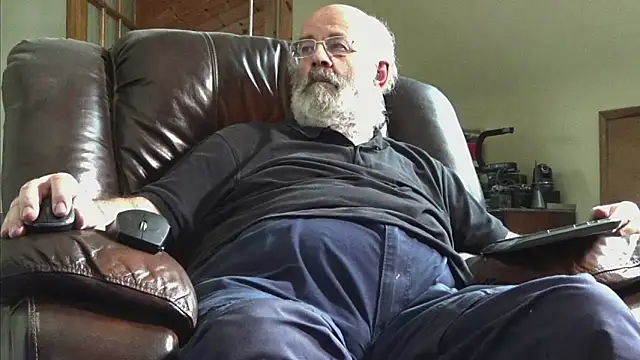 Snapshot of janzer13 chatting on 10, 2, 2026 janzer13 online show from 10, 2, 2026