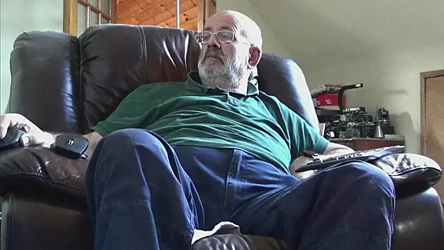 Snapshot of janzer13 chatting on 28, 2, 2026 janzer13 online show from 28, 2, 2026