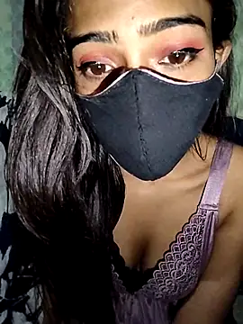 Snapshot of Crystil_love-21 chatting on 17, 11, 2025 Crystil love-21 online show from 17, 11, 2025