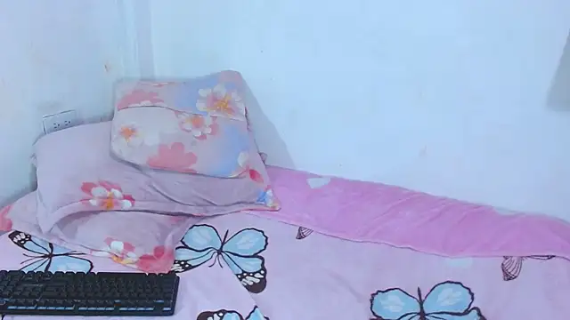 Gabi Jhons 23 online show from 15, 4, 2026