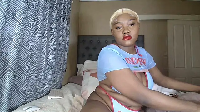 Snapshot of nanababe1 chatting on 16, 5, 2026 nanababe1 online show from 16, 5, 2026