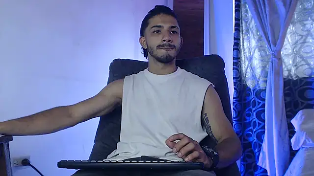 Snapshot of ArturoCardona_ chatting on 11, 5, 2026 ArturoCardona online show from 11, 5, 2026