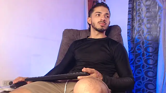 Snapshot of ArturoCardona_ chatting on 15, 5, 2026 ArturoCardona online show from 15, 5, 2026