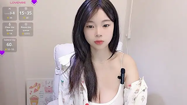 Snapshot of 9aunatiis chatting on 13, 11, 2025 9aunatiis online show from 13, 11, 2025