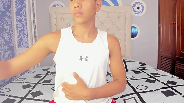 KingStark  online show from 14, 12, 2025