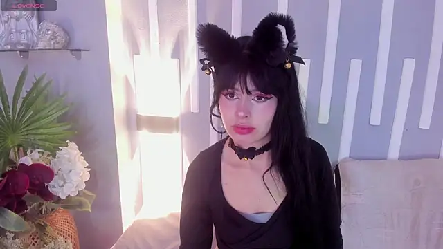 Dita von2 online show from 4, 11, 2025