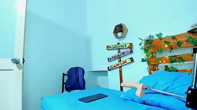 Snapshot of cris_dulce chatting on 13, 2, 2026 cris dulce online show from 13, 2, 2026