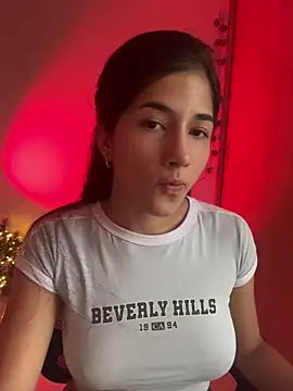 LauraCatalina online show from 20, 12, 2025