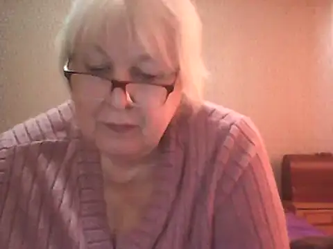 Alexia64231 online show from 19, 10, 2025