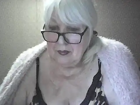 Snapshot of Alexia64231 chatting on 26, 4, 2026 Alexia64231 online show from 26, 4, 2026