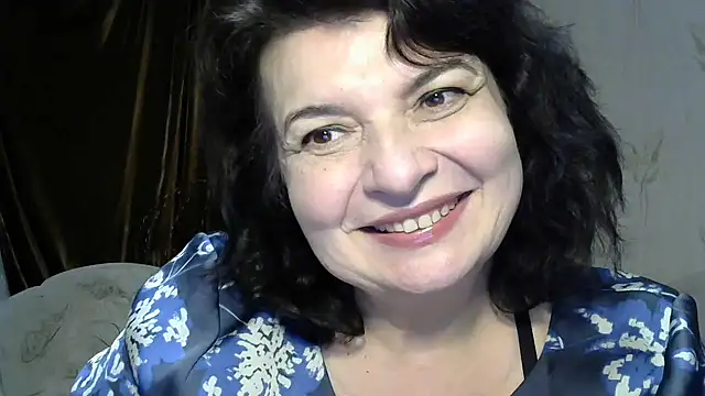 Snapshot of LedyNika chatting on 5, 4, 2026 LedyNika online show from 5, 4, 2026