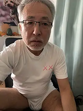 Snapshot of gholly2007 chatting on 19, 11, 2025 gholly2007 online show from 19, 11, 2025