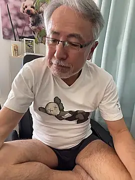 Snapshot of gholly2007 chatting on 23, 2, 2026 gholly2007 online show from 23, 2, 2026