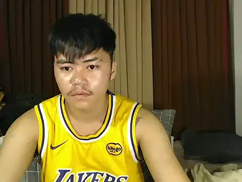 Snapshot of hot_emman chatting on 31, 3, 2026 hot emman online show from 31, 3, 2026