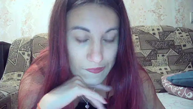 Snapshot of kiss_lovely_ chatting on 11, 10, 2025 kiss lovely online show from 11, 10, 2025