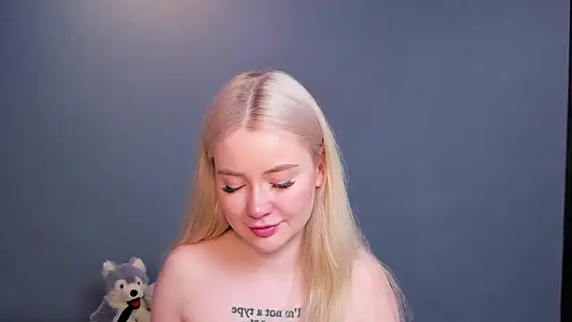 Lillie Berry online show from 14, 4, 2026