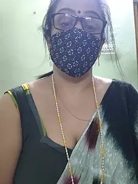 Snapshot of sweet-lotus chatting on 6, 7, 2026 sweet-lotus online show from 6, 7, 2026