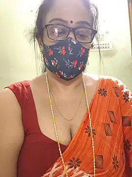 Snapshot of sweet-lotus chatting on 7, 7, 2026 sweet-lotus online show from 7, 7, 2026