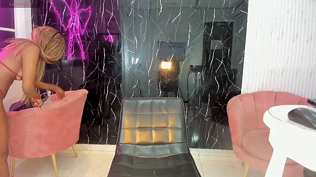 Nini Beyker online show from 7, 3, 2026