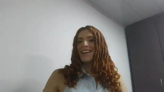 Snapshot of Emma_Lodge chatting on 14, 7, 2026 Emma Lodge online show from 14, 7, 2026