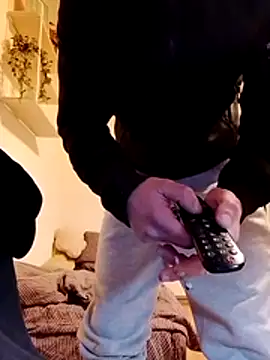 Snapshot of P_E_R_V_I_T_I_N chatting on 7, 4, 2026 P E R V I T I N online show from 7, 4, 2026