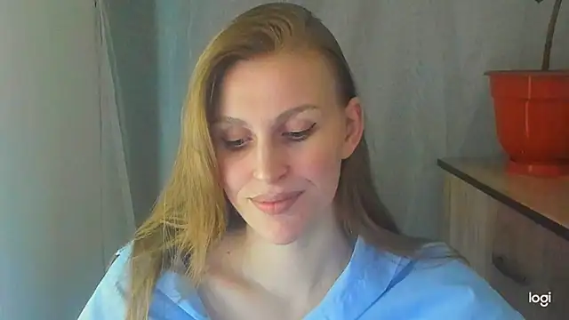 Snapshot of JuliaMuuun chatting on 1, 6, 2026 JuliaMuuun online show from 1, 6, 2026