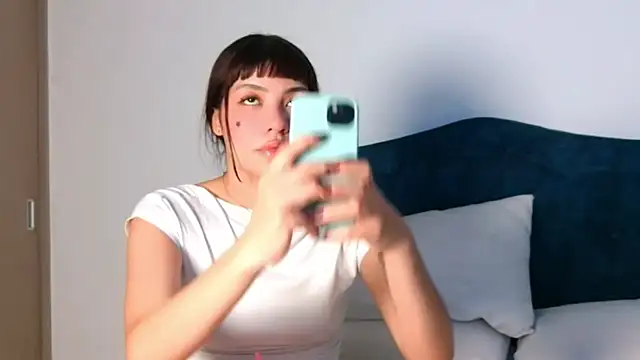 Snapshot of angelinhaaa chatting on 16, 9, 2025 angelinhaaa online show from 16, 9, 2025