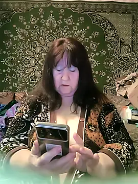 Snapshot of CrystalLime6411 chatting on 28, 3, 2026 CrystalLime6411 online show from 28, 3, 2026