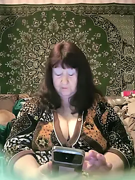 Snapshot of CrystalLime6411 chatting on 6, 4, 2026 CrystalLime6411 online show from 6, 4, 2026