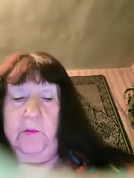 Snapshot of CrystalLime6411 chatting on 28, 4, 2026 CrystalLime6411 online show from 28, 4, 2026