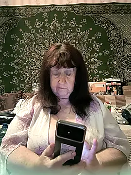 Snapshot of CrystalLime6411 chatting on 11, 5, 2026 CrystalLime6411 online show from 11, 5, 2026