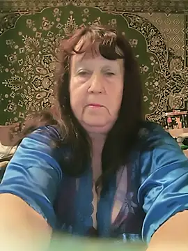 Snapshot of CrystalLime6411 chatting on 13, 5, 2026 CrystalLime6411 online show from 13, 5, 2026