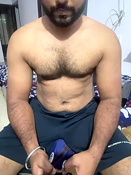 Snapshot of naughty_rocco chatting on 4, 10, 2025 naughty rocco online show from 4, 10, 2025