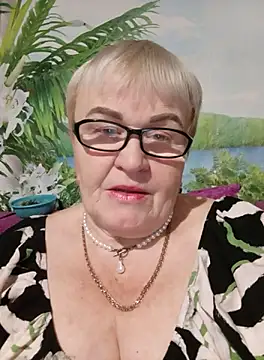 VioletSweet5566 online show from 2, 10, 2025