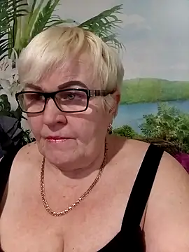 Snapshot of VioletSweet5566 chatting on 1, 2, 2026 VioletSweet5566 online show from 1, 2, 2026