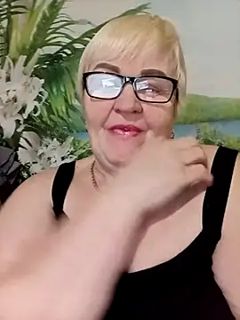 Snapshot of VioletSweet5566 chatting on 4, 2, 2026 VioletSweet5566 online show from 4, 2, 2026