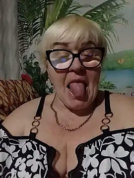 VioletSweet5566 online show from 13, 3, 2026