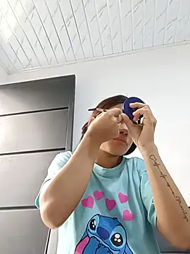 Little-Pussy-Sweet online show from 26, 11, 2025