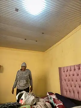 Snapshot of Ozimpho chatting on 3, 8, 2026 Ozimpho online show from 3, 8, 2026