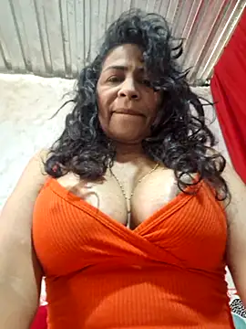 Snapshot of floresblancas chatting on 2, 5, 2026 floresblancas online show from 2, 5, 2026